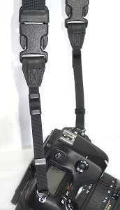 UPstrap SLR-QR an einer Nikon D2x
